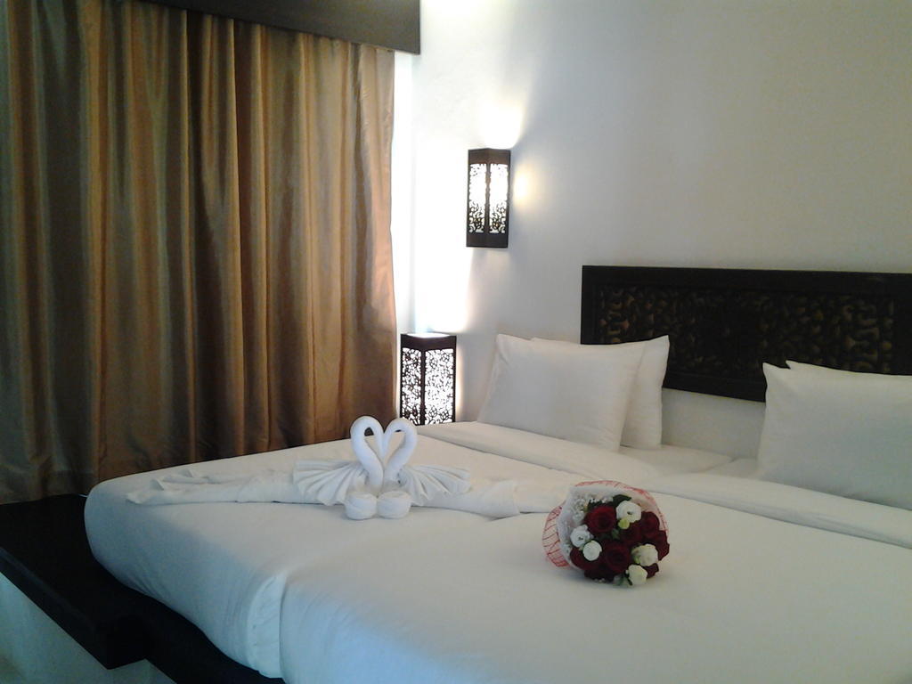 Kanpura Hotel Kanchanaburi Zimmer foto